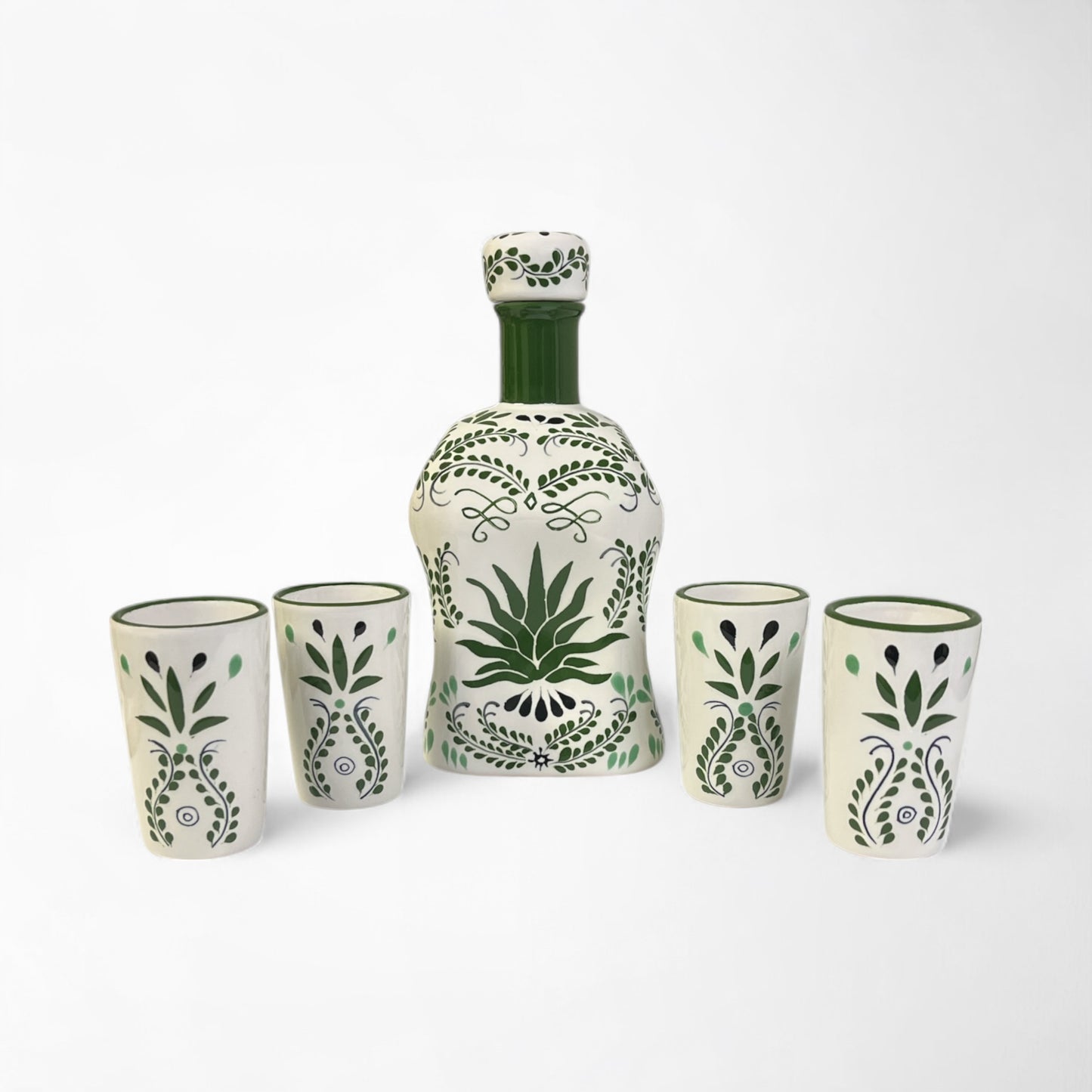 Luxury tequila decanter with four matching agave shot glasses. house warming gift