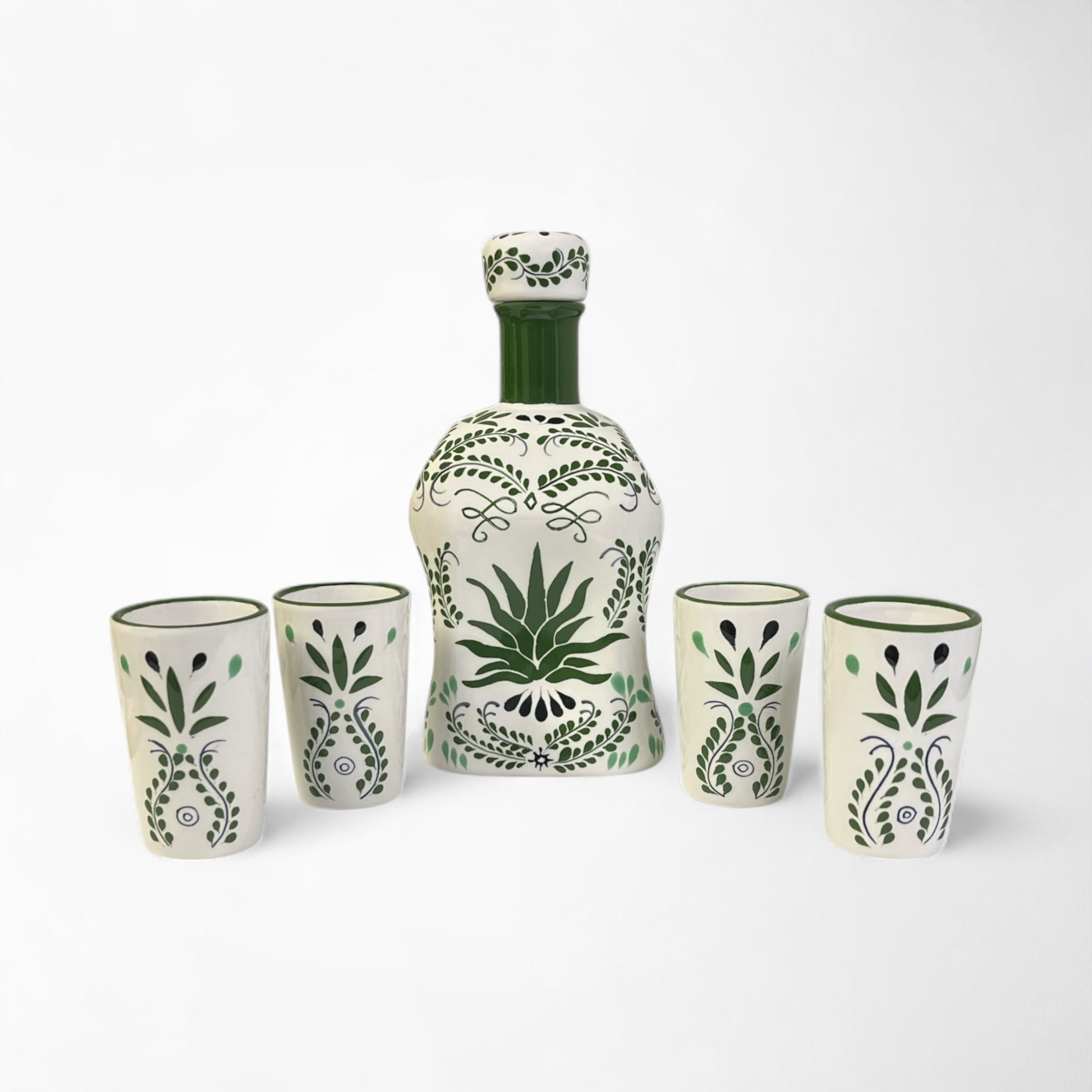 Luxury tequila decanter with four matching agave shot glasses. house warming gift